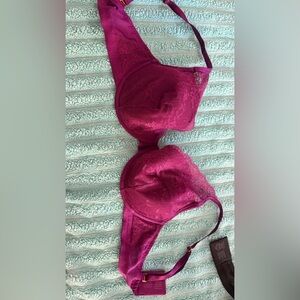 Soma Lace Underwire Bra in Fuchsia